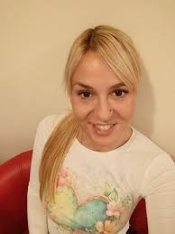 Happy 43rd Birthday to meeee!!! #marchbirthmonth 🙃