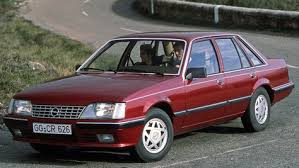 A saloon, its first incarnation was also available with a fastback coupé body as the opel monza and vauxhall royale coupé. Opel Senator Autobild De