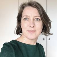 PDF) Synergizing Analogue Inquiry with Digital Tool Use in Graphic Design  Ideation