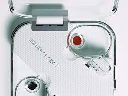 The nothing ear (1) feature a unique transparent design, with both the charging case and earbuds being made from clear plastic. Nothing Ear 1 Fotos Zeigen Das Eindrucksvolle Transparente Design Der 99 Euro Gunstigen Tws Notebookcheck Com News