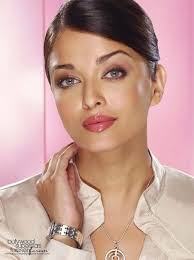 Aishwarya Rai Bachchan Www Facebook Com Ilovehotandcutecelebrities Aishwarya Rai Makeup Actress Aishwarya Rai Aishwarya Rai Bachchan