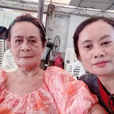 Linda Awe's Instagram, Twitter & Facebook