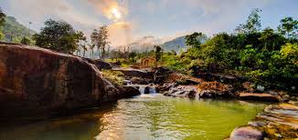 Tour Bạch Mã Village - Tour Khu Du Lịch Bạch Mã 1 Ngày