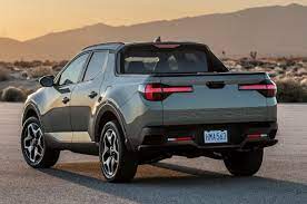Hyundai is betting that the trucklet — last seen in the us as the subaru baja — is an idea whose time has come again with the santa cruz. Gfsbdpcegft2xm