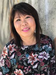 Molly Hutton's Instagram, Twitter & Facebook