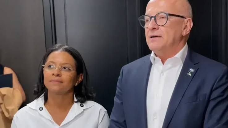 Pivetta anuncia Gisela Simona como vice na chapa ao Governo de MT; veja v&iacute;deo - O Matogrossense