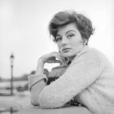 Carmen dell'orefice born june 3, 1931 that's right ladies and gentlemen she is 78 years old. Carmen Dell Orefice 1931 New York City Nzz