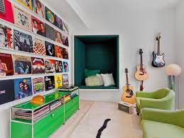 In this diy video i will be making three bedroom decorations which are bands and music themed. 17 Must Have Music Room Decor Ideas Home Stratosphere