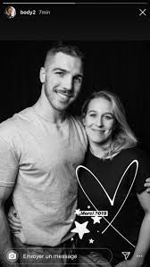 Rosalie vaillancourt a le vent dans les voiles, notamment en collaborant régulièrement à l'émission de la semaine des 4 julie. Mariloup Wolfe Nouveau Chum