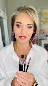 Have you ever wondered… if the eye brushes you use really matter? Watch  this to find out!! , 💜 Get the brush bundle here:  http://p.yq.link/1a4o99v28, ❤️ Eyeshadows: http://p.yq.link/jsji704ti, 💕  ...