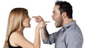 Jawab beliau, yaitu yang paling menyenangkan jika dilihat suaminya, mentaati suami jika diperintah, dan tidak menyelisihi suami pada diri dan hartanya. Awas 8 Tanda Tanda Suami Curang Ceriasihat