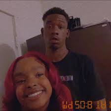 FELLAS IF YOU CATCH YO CHICK IN A CAR WITH A DUDE YOU FKN WHO YOU SHØØTING  FIRST 🤔