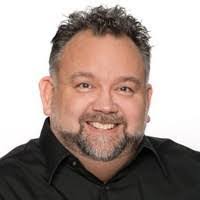 Sam Spradlin's Instagram, Twitter & Facebook