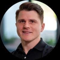 Dee Showalter's Instagram, Twitter & Facebook