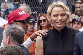 Sas la princesse charlène de monaco, урождённая шарлин линетт уиттсток, англ. Qu Est Il Arrive Au Visage De Charlene De Monaco Monarchies 7sur7 Be