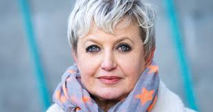 Vera Mann over musical 'Red Star Line': "Eergisteren zag ik voor het eerst  een aantal scènes na elkaar. De muziek, de choreografie... Kippenvel, hoor" 