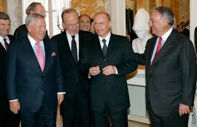 He is the chairman and chief executive officer (ceo) of the kraft group, a diversified holding company with assets in paper and packaging, sports and entertainment, real estate development and a private equity portfolio. New Details Shed Light On The Robert Kraft Vladimir Putin Super Bowl Ring Controversy