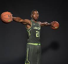 Donovan mitchell got helped to the locker room after an awkward landing. Incoming Freshmen Derrick Jones Donovan Mitchell Throw Down High Level Dunks Videos College Basketball Nbc Sports