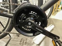 FUJI RAIZ にチェーンカバーを取り付けました！ – サイクランドマスナガ