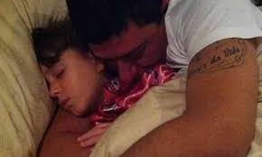 Filha de Tom Veiga perdeu o pai no dia do aniversário: ''Inexplicável''