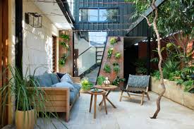 Whether your dream backyard is designed for entertaining a crowd or just relaxing with a good book, our landscaping and remodeling pros pull out all the stops to take these backyards from blah to. Real Home A Landscape Designer S Green Oasis In Perth The Interiors Addict