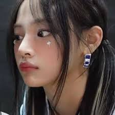 Danielle's running updates ACUBLES. REW KNZan CRP KNciN UYRE