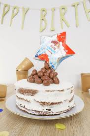 Ma Recette De Gravity Cake Aux Schokobons Et Chocolat Au Lait Va Faire Baver Vos Invites Le Gout Moelleu Gateau Anti Gravite Gateau Gravity Gateau Savoureux