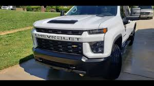 How To Remove A 2019 Silverado 2500 3500 Grille Youtube