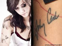 Miley cyrus revealed a new tattoo on the red carpet at the mtv video music awards in august 2014. Christina Perri S Tattoos Meanings Steal Her Style