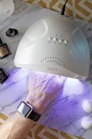 Led Nail Lamps Which One To Buy And How To Use One The Art Of Doing Stuff