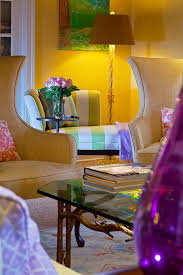 This rug is handmade in the usa using the braiding technique and its colors allow the…. 17 Gorgeous Interiors With Gold Rugs And Yellow Rugs