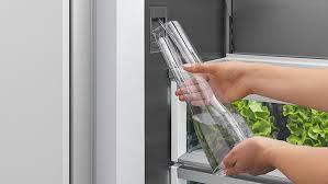Spacious bottom freezer with full extension drawer gives easy access to frozen goods. Integrated Refrigerator Freezer 61cm Ice Water Fisher Paykel United Kingdom