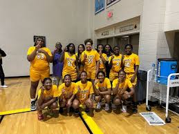 Emerald Basketball Teams Conclude 2024-25 Regular Season