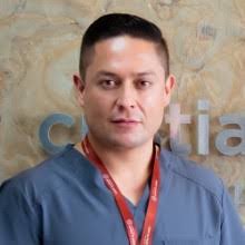 Tito Enrique Narvaez Cordova, Cirujano Plastico en Cuenca