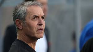 Doch keine OP: Marcel Koller zurück am Basel-Trainingsplatz