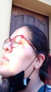 Más de una hora esperando locomoción con mis hijas frente a la sala cuna,  una en porta bebe imaginen mi espalda .., Autoridades háganse cargo alguna  vez de las necesidades de la gente para eso les ...