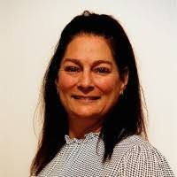 Tina Pitre's Instagram, Twitter & Facebook