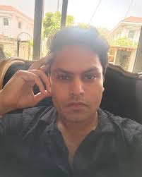 Shubhaam Sharma (@shumedy) • Instagram photos and videos