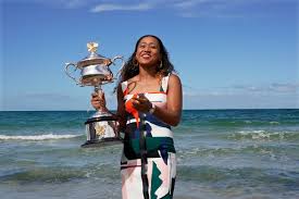 Turning professional in 2015, sabalenka won her first grand slam title in doubles at the 2019 us open alongside elise mertens. Wta Weltrangliste Naomi Osaka Offiziell Die Nummer 1 Der Welt Mytennis News