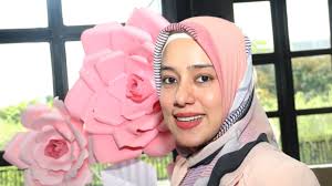 Maybe you would like to learn more about one of these? Fairuz A Rafiq Suka Makan Bunga Es Kulkas Kumparan Com