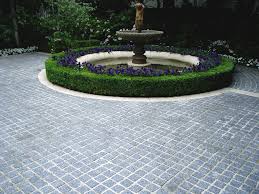 Eco Outdoor Buffalo Granite Cobblestones And Water Fountain Eco Outdor The Garden Company Granite Cobb Garden Paving Garden Makeover Garden Ideas Driveway