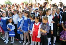In prima zi de scoala din 2019, cei care vor beneficia de zi libera sunt parlamentarii. Este Oficial Parintii Vor Avea Liber In Prima Zi De Scoala A Copiilor
