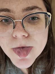 Where do you store leftover cornbread?