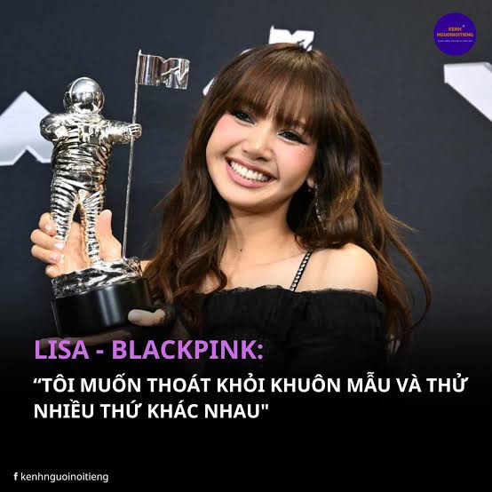 LISA chính thức trở lại với EP solo "PRESS PLAY" đánh dấu dự án âm nhạc  tiếp theo bùng nổ vào dịp cuối năm. Với 6 ca khúc, EP mang đến những