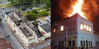 Cerca de las 10:00 de la noche de ayer sábado se generó un grave incendio en las instalaciones del parque panaca, en el departamento quindío. Asi Quedo El Palacio De Justicia De Tulua Tras El Incendio De Este Martes Noticentro 1 Cm