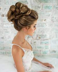 Curyly Bridal Hairstyle Updo Charming Wedding Hairstyles For Naturally Curly Hair Girls With St Bridal Hair Updo Wedding Hairstyles Wedding Hair Inspiration