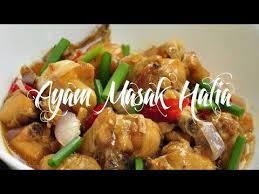 Sebagai salah satu sumber protein dari hewan, unggas satu ini memang mudah sekali untuk diolah menjadi aneka masakan ayam berkuah yang enak dan lezat. Hidangan Resepi Ayam Berkuah Simple Arisa