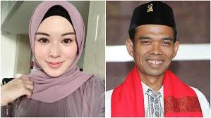 5 hak istri terhadap suami ceramah uas. Uas Dijodohkan Dengan Ayana Moon Keduanya Disebut Cocok