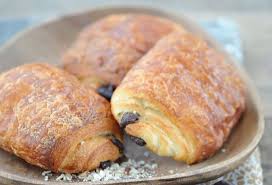 La Guerre Pain Au Chocolat Vs Chocolatine S Invite A L Assemblee Vsd