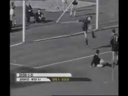 Ev sahibi inter, maçın son bölümünde beraberlik golü için yüklense de sonuç alamadı. Seruu Juventus Hancurkan Inter Milan 9 1 Youtube